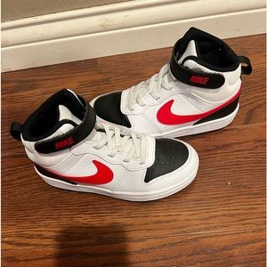 13.5C kids Nike shoes